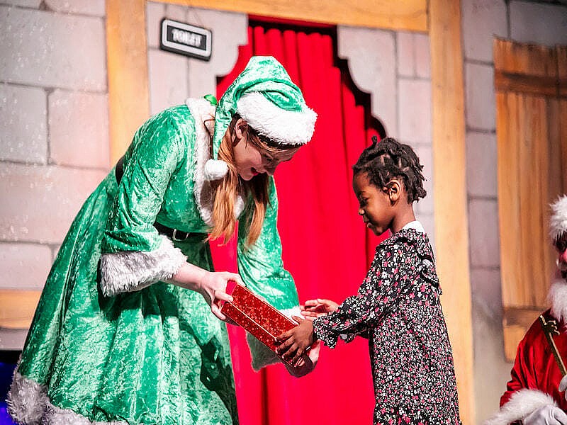 Father Christmas Needs a Wee!