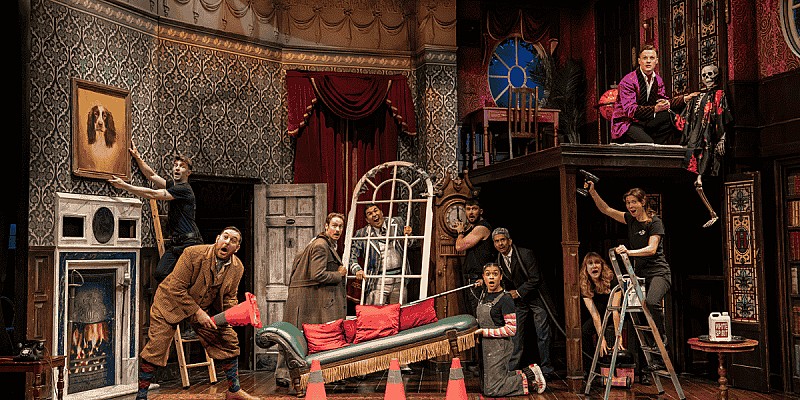 The Play That Goes Wrong